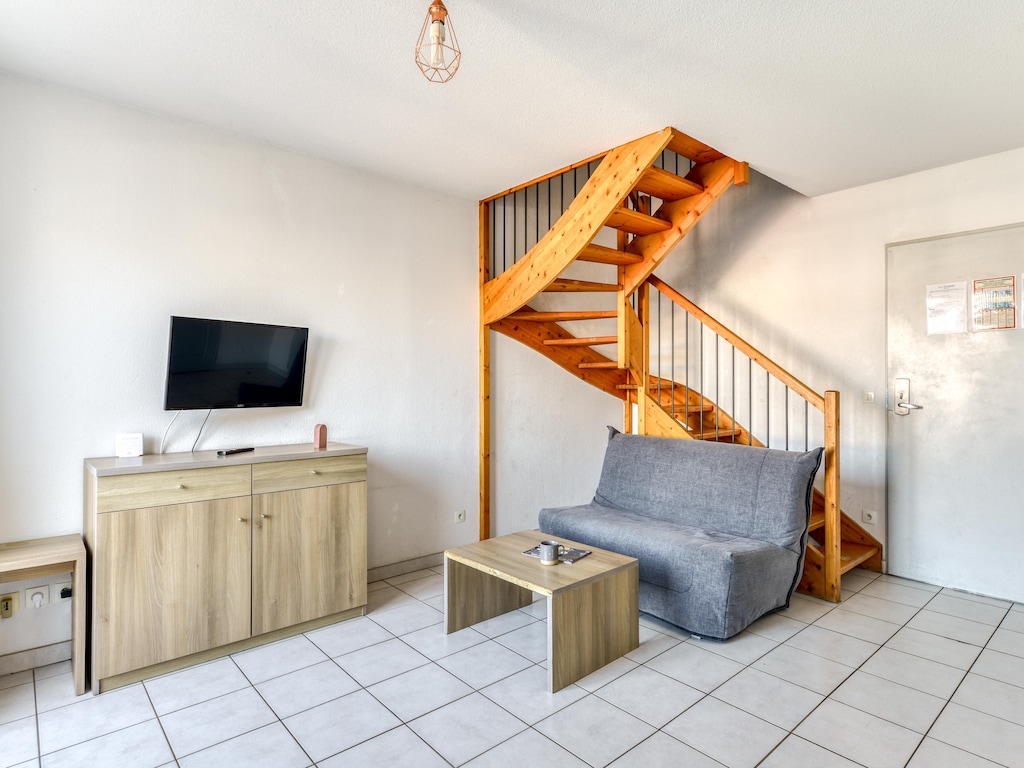 Schickes Apartment mit Poolblick an der Küste für 6 Personen
