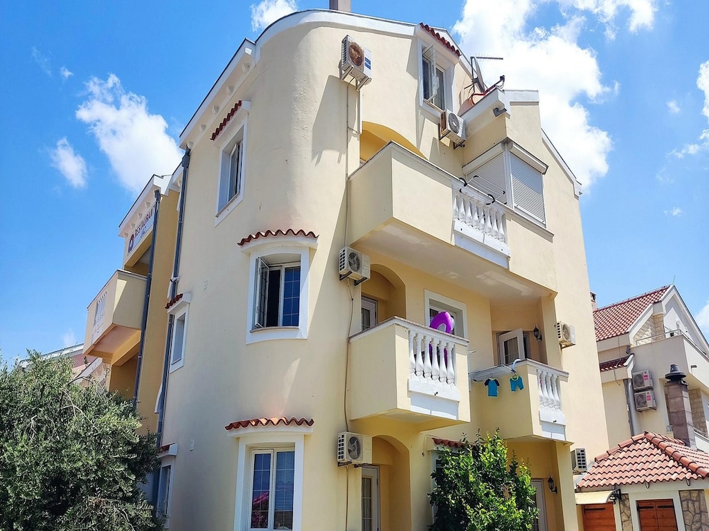 Beachfront apartment Mareo 6