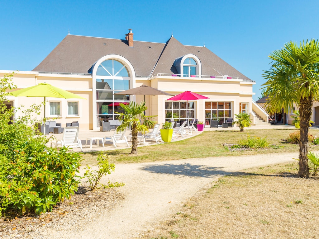 Großzügige Familien-Maisonette im Loiretal