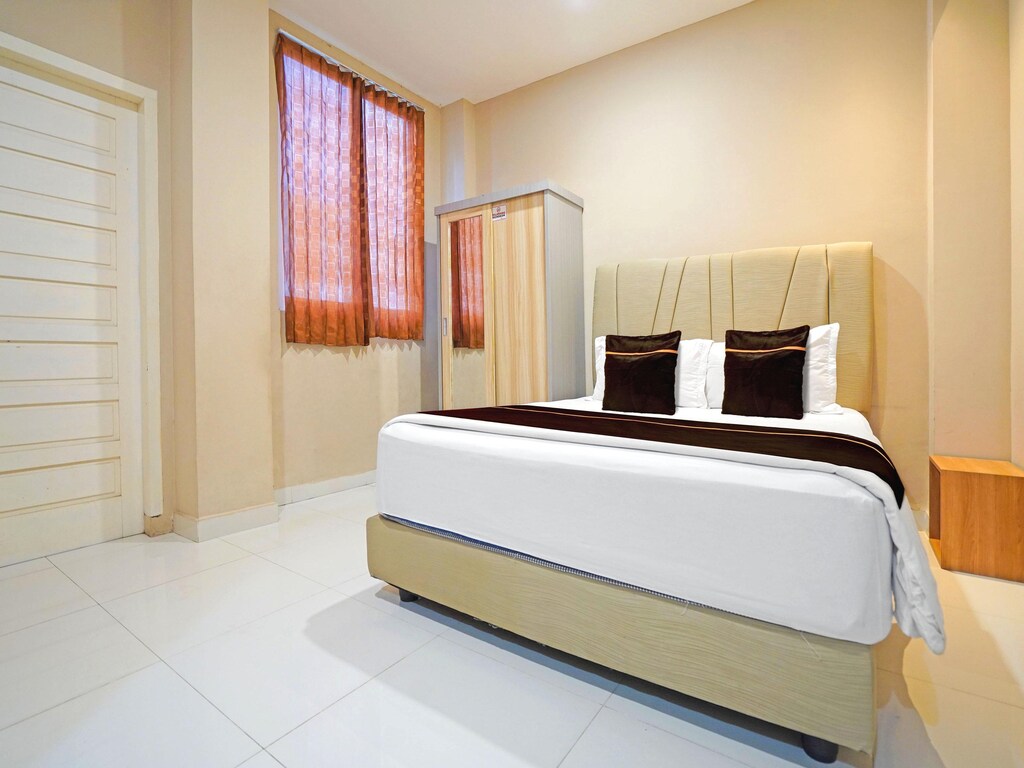 Luxury Deluxe DBL Retreat W/ Free WiFi and Parking
