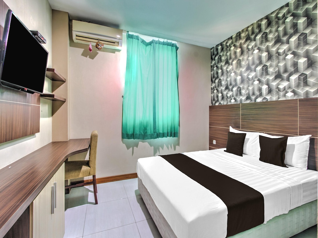 Family Friendly Suite W/Free WiFi Parking and Pool