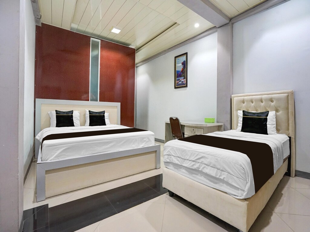 Family Friendly Suite W/Free WiFi Parking and Pool