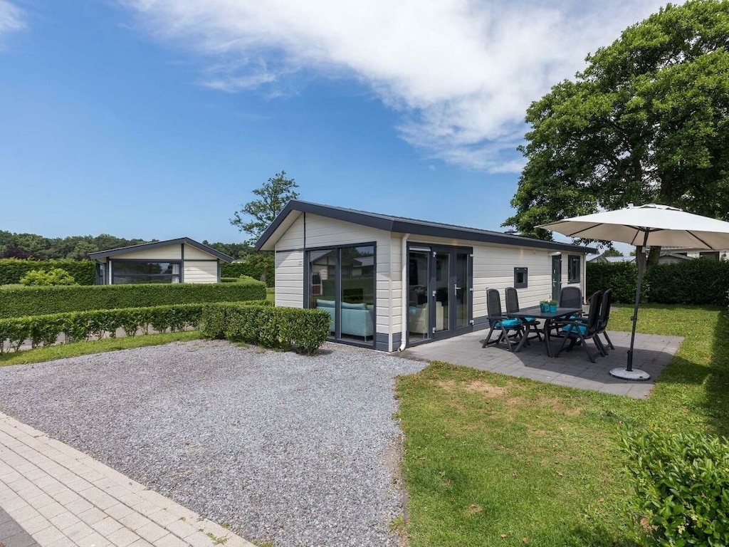 Ferienhaus in Noordwijk mit Terrasse