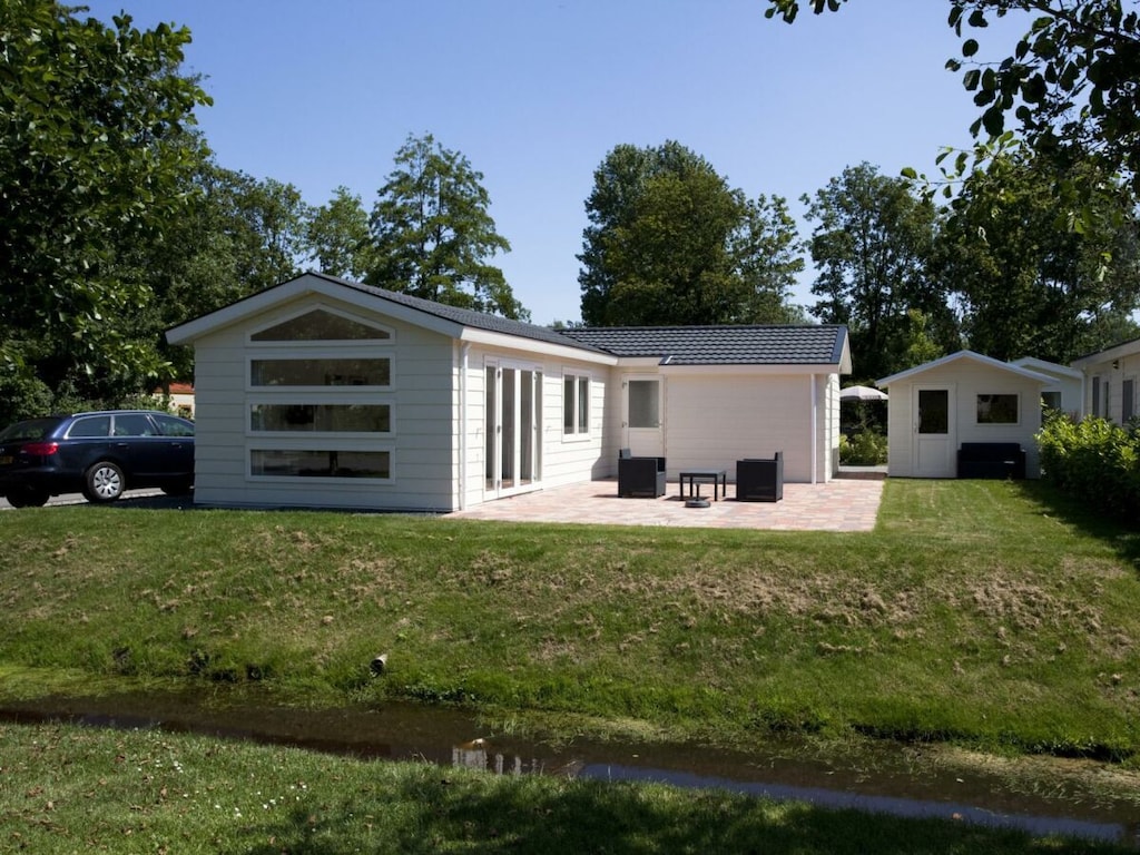 Ferienhaus in Velsen-zuid mit Terrasse