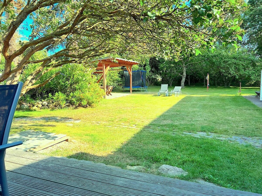 Vakantiehuis in Born met zwembad