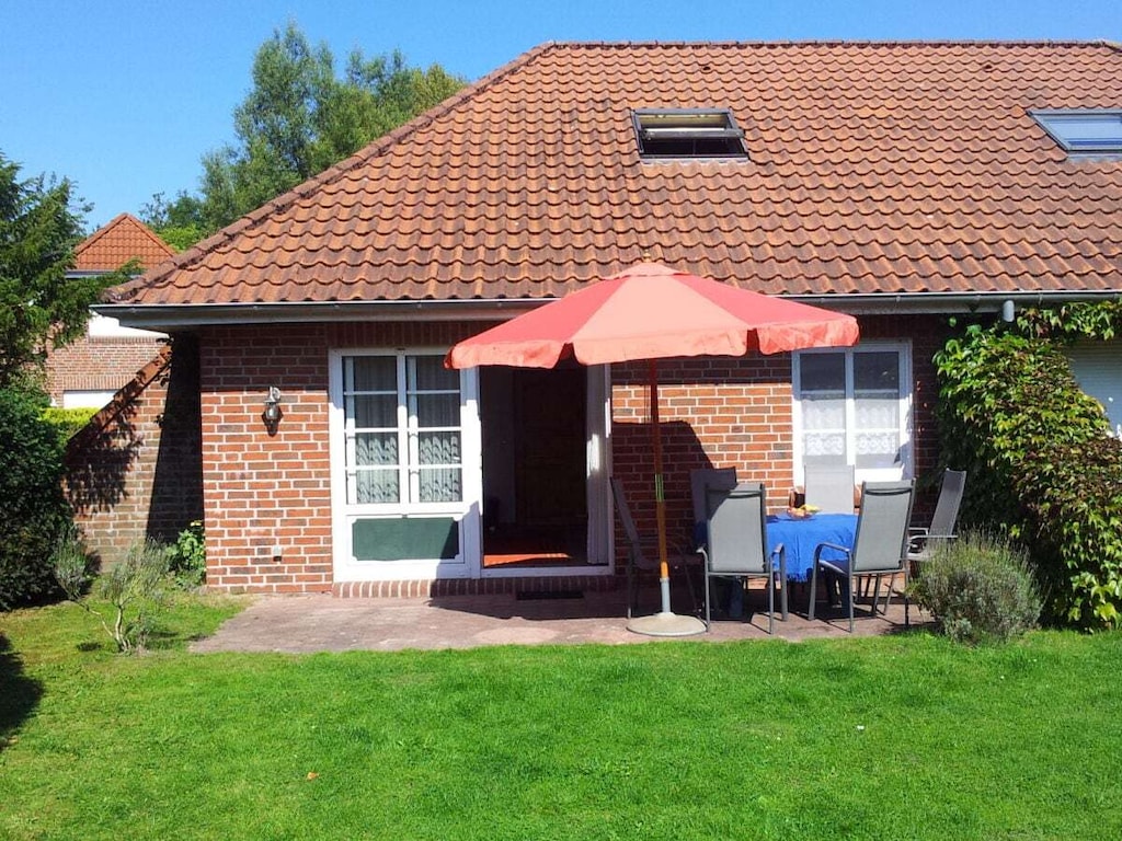 Vakantiehuis in Hooksiel met zwembad