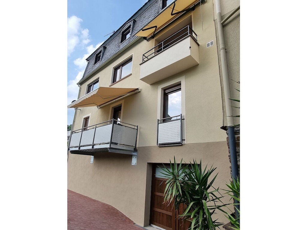 Vakantieappartement in Zell (Mosel) met balkon