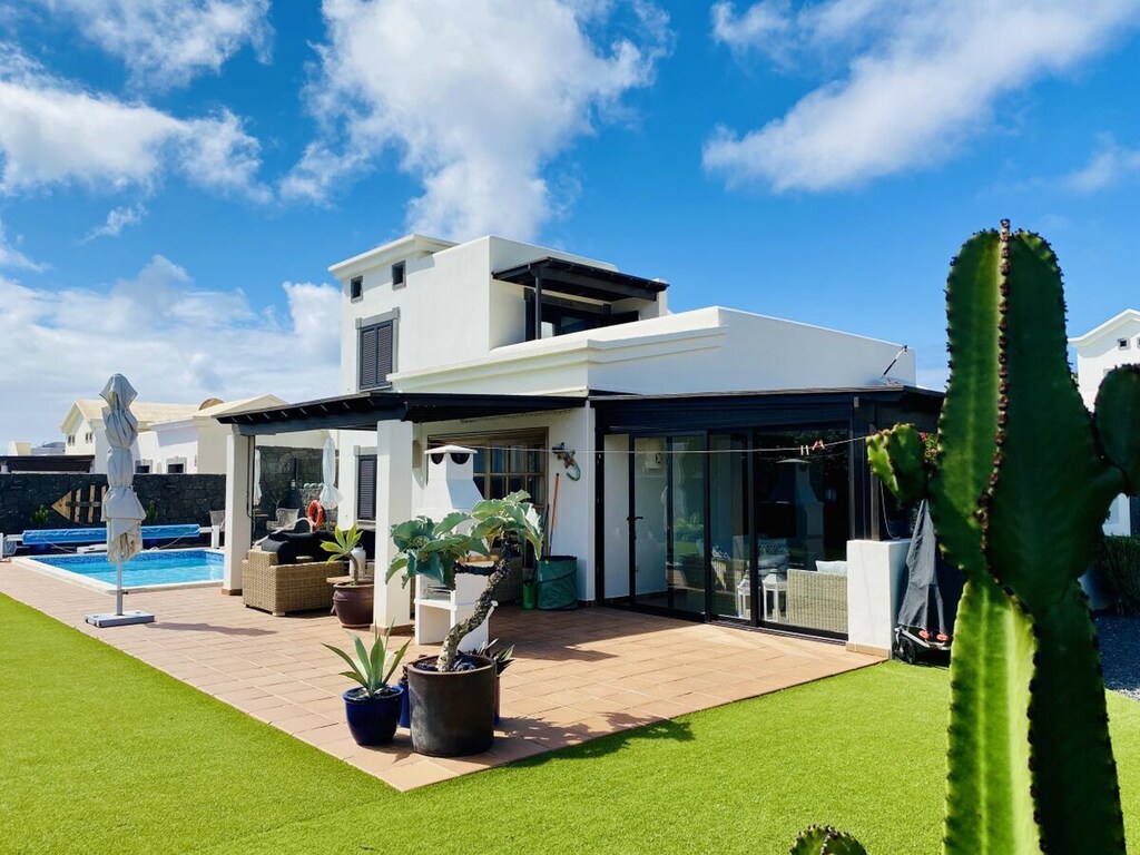 Villa Frangipani