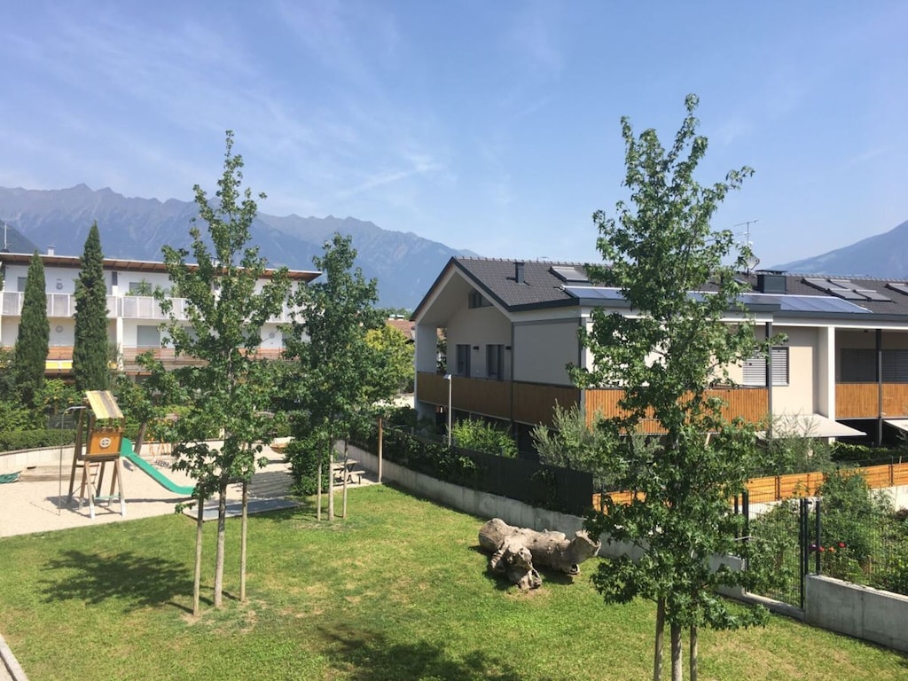 Appartement in Lana met zwembad