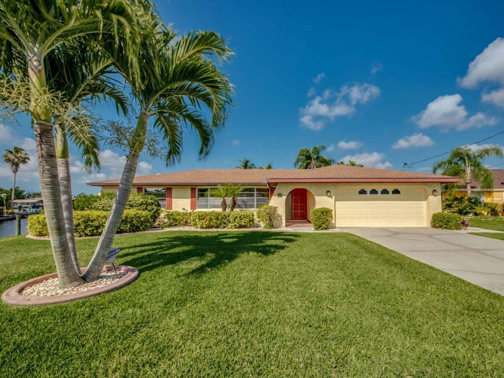 Villa Pinecrest