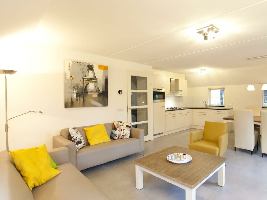 Freistehende Villa in Arnhem für bis zu 6 Personen mit 3 Schlafzimmern, großer Terrasse, Garten und kostenlosem WLAN.