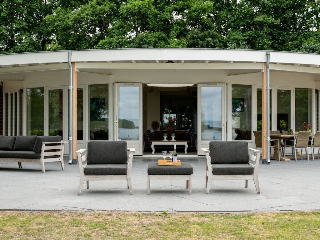 Het Ronde Huis 8