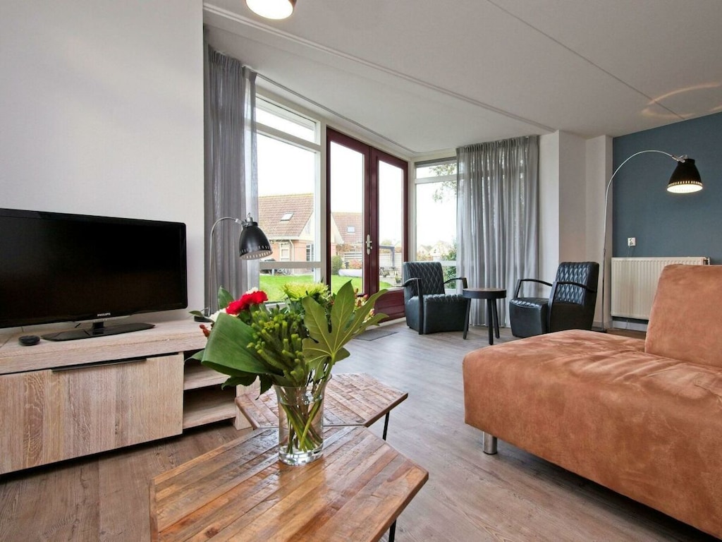 Ferienhaus in Medemblik mit Terrasse