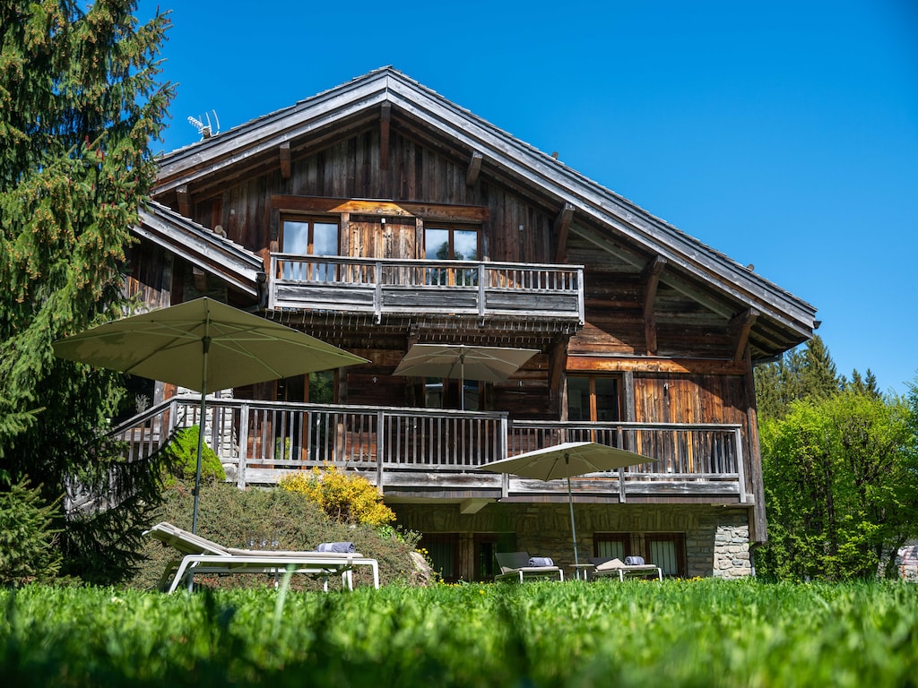 Uitzonderlijk chalet voor 12 personen met sauna en jacuzzi.
