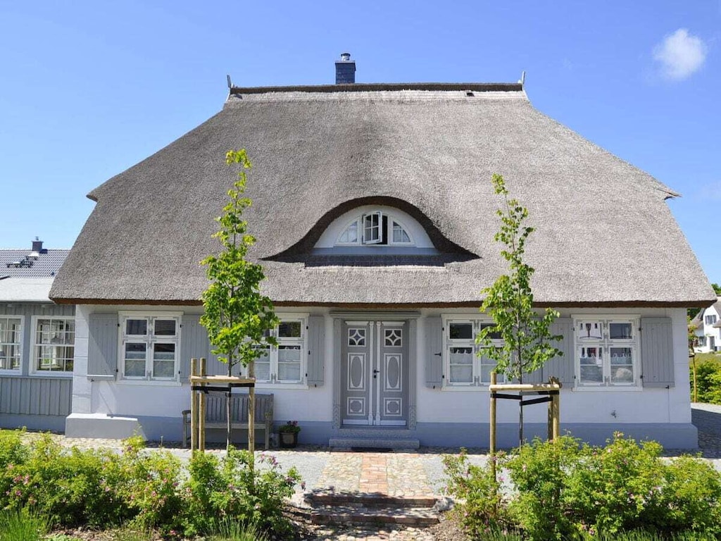 Vakantiehuis in Glowe met zwembad
