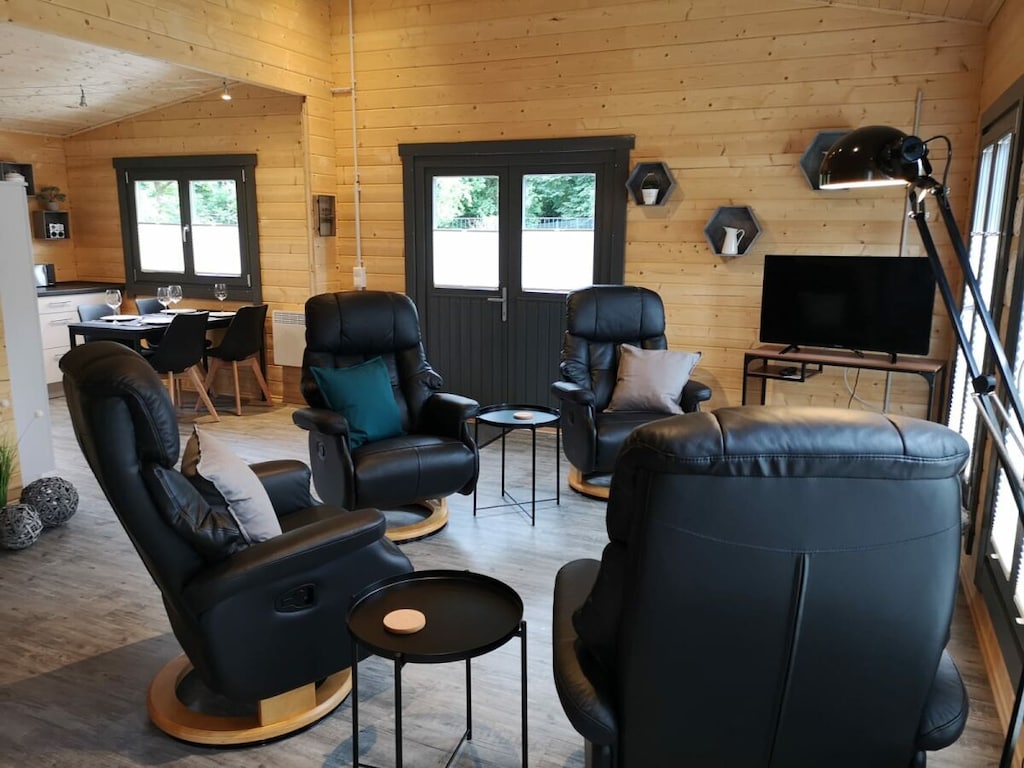 Vakantiehuis in Enspel met zwembad