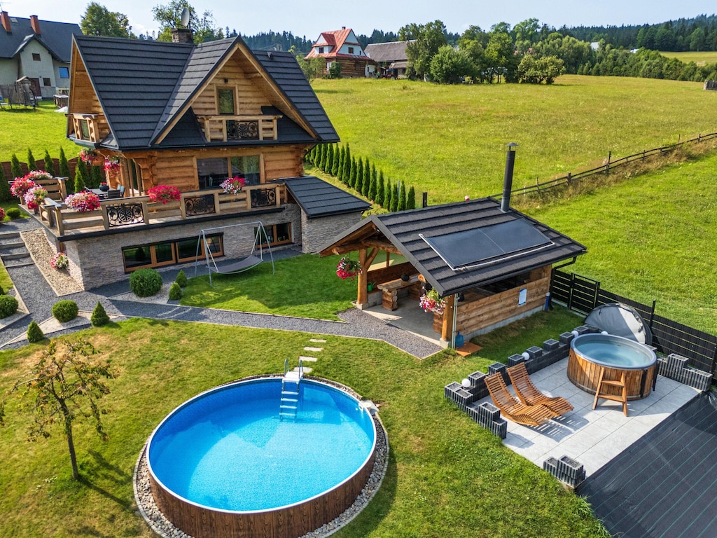 Luxe vakantievilla met zwembad, sauna en jacuzzi