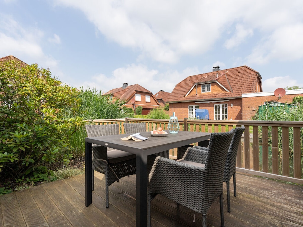 Ferienhaus in Hooksiel mit Schwimmbecken