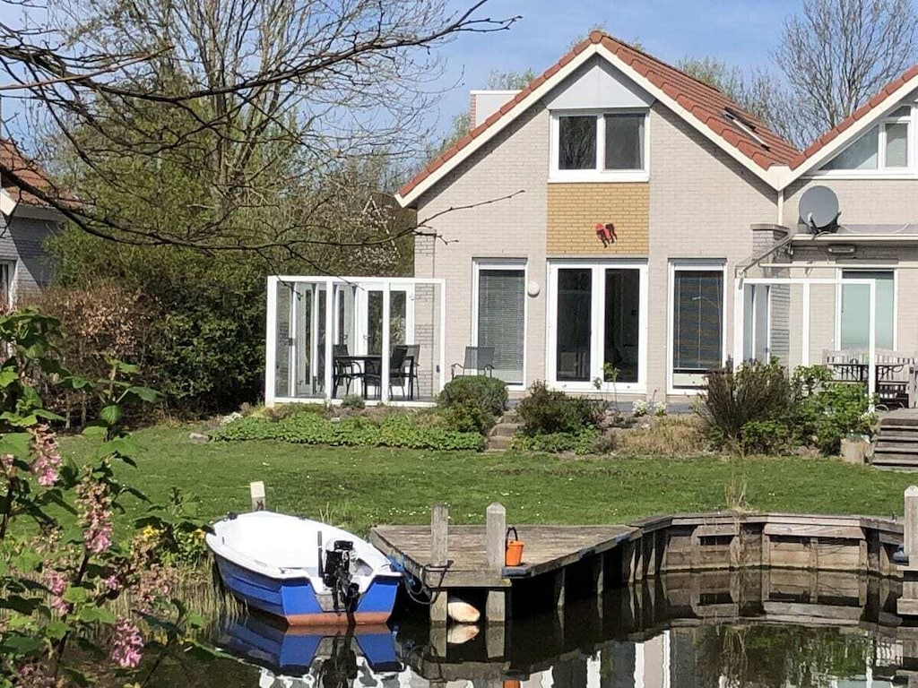 Ferienhaus in Makkum mit Schwimmbecken