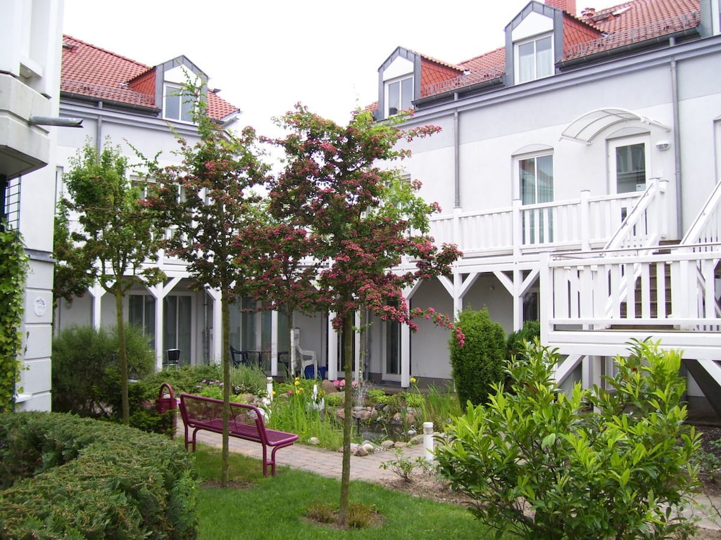 Am Stadtwald, Apt. 8
