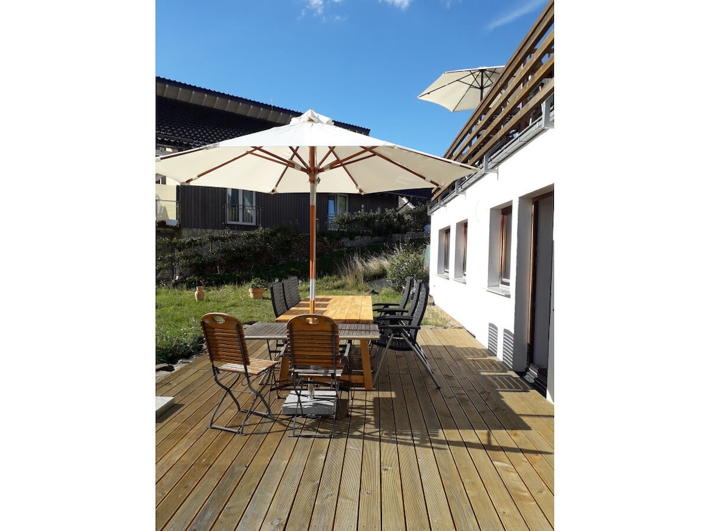 met tuin bij het vakantiehuis "Heimbach"