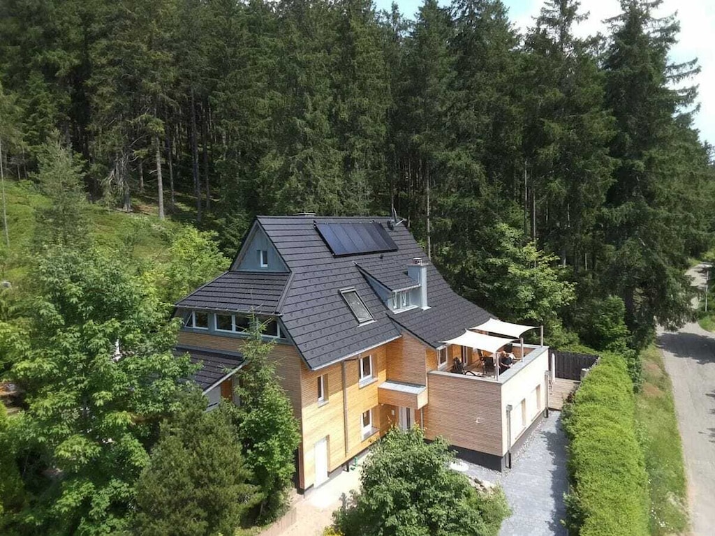 Huis midden in de natuur - uitzicht op Feldberg
