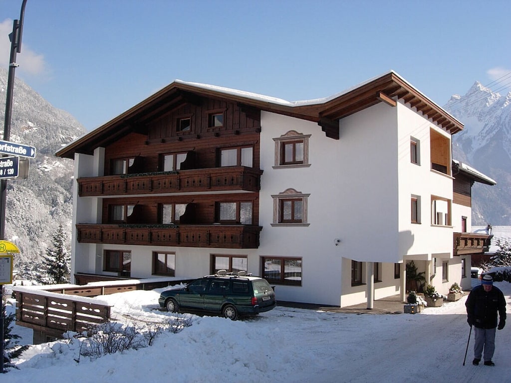 Edelweiss Guesthouse in the Ötztal Valley