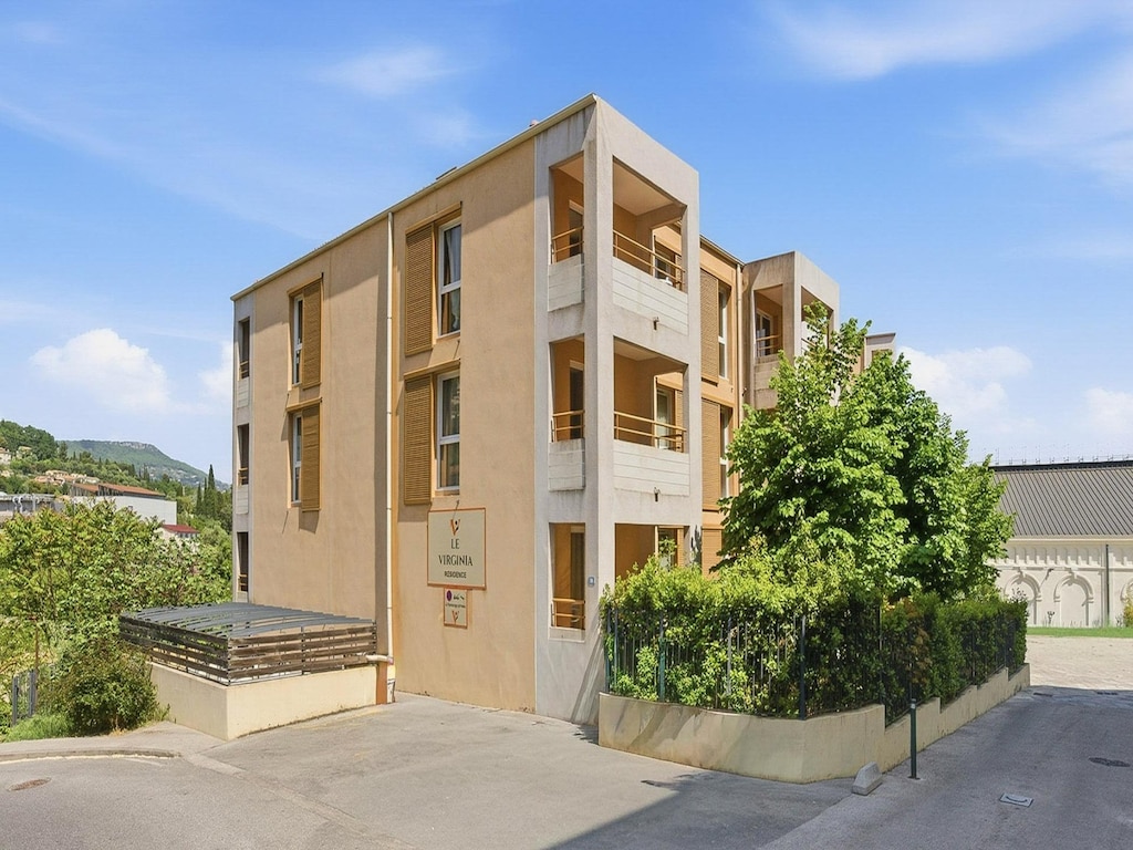 Zonnig vakantieappartement in Grasse voor 4 personen