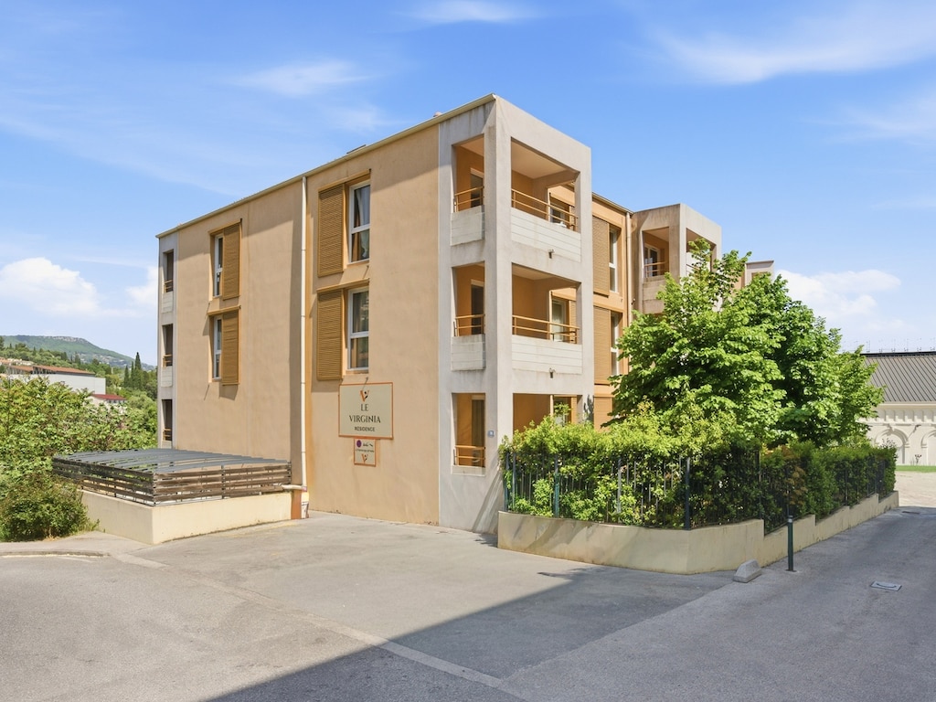 Appartement aan de Rivièra in Grasse met balkon
