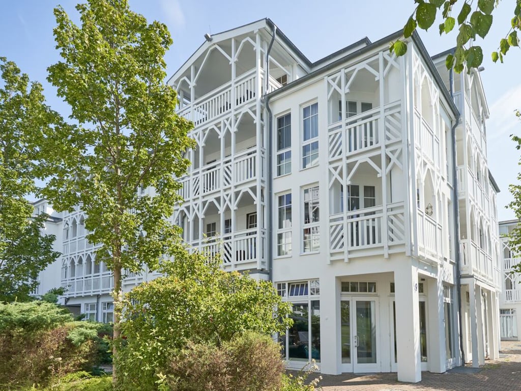 Aantrekkelijk appartement voor 4 met balkon vlakbij het strand in Sellin.