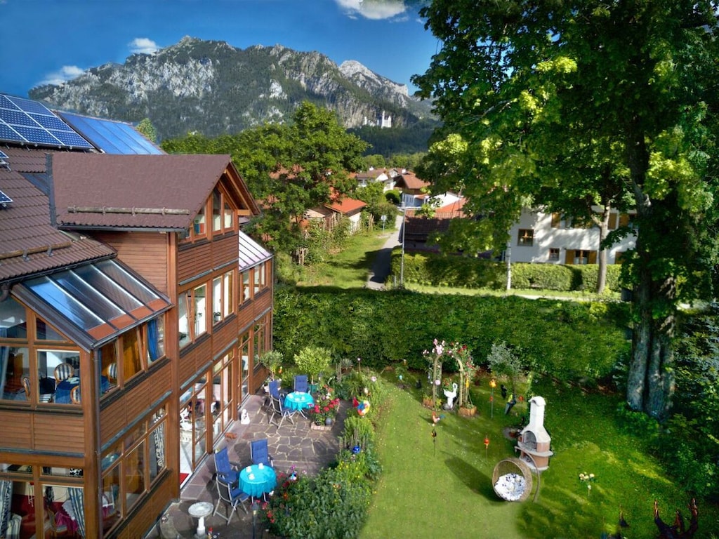 Braun mit Schlossblick