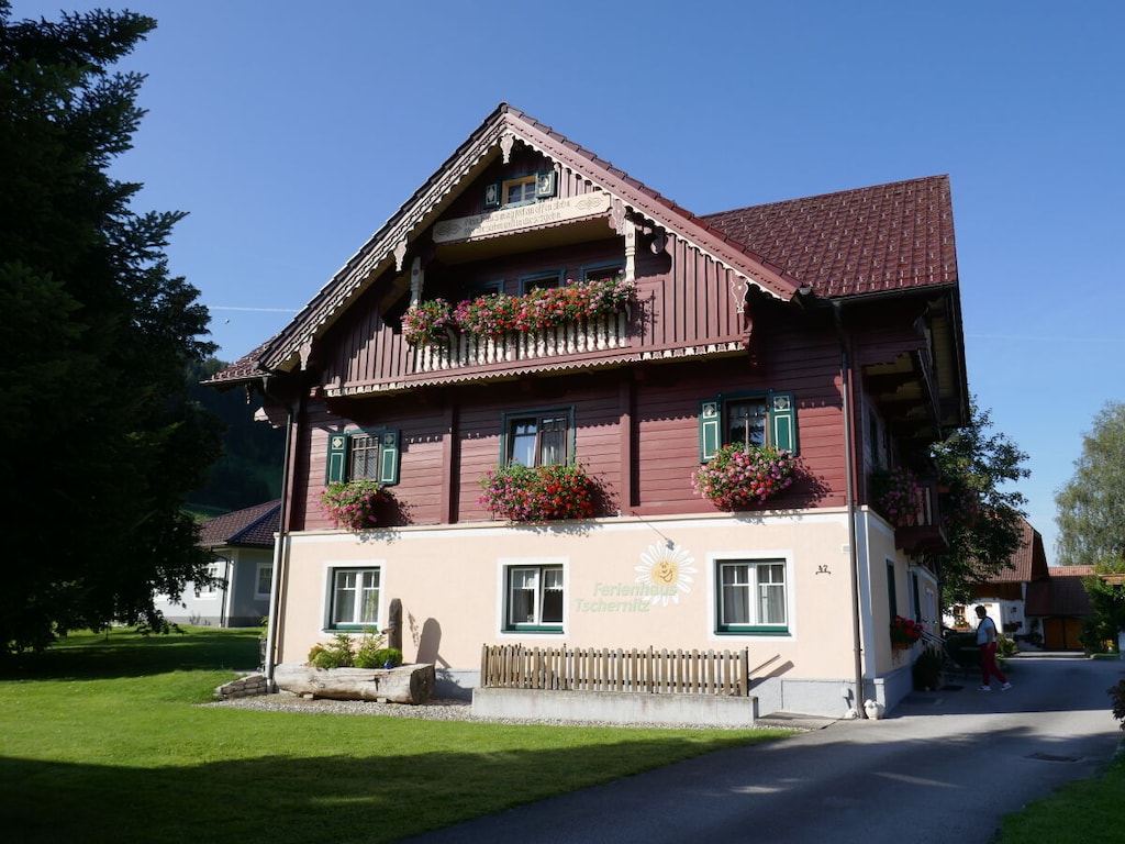 Ferienhaus in Pruggern mit Schwimmbecken