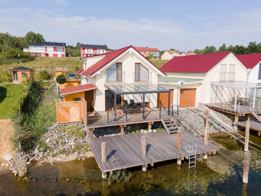 Ferienhaus in Mücheln mit Schwimmbecken