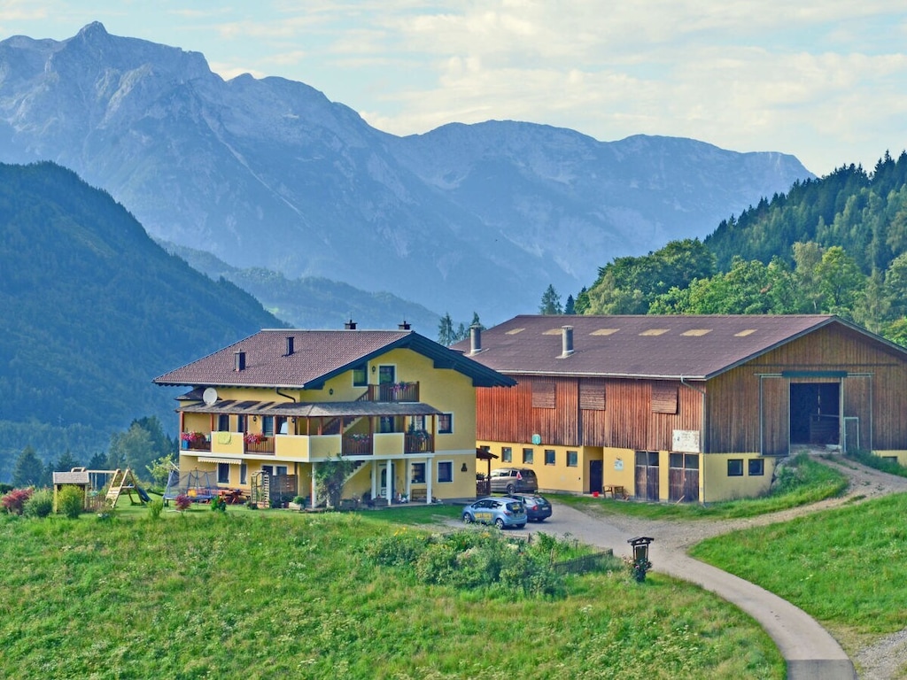 “Alpine Glow” at Bichlgut