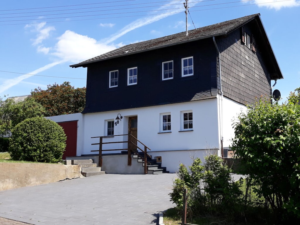 Vakantiehuis in Buch met zwembad