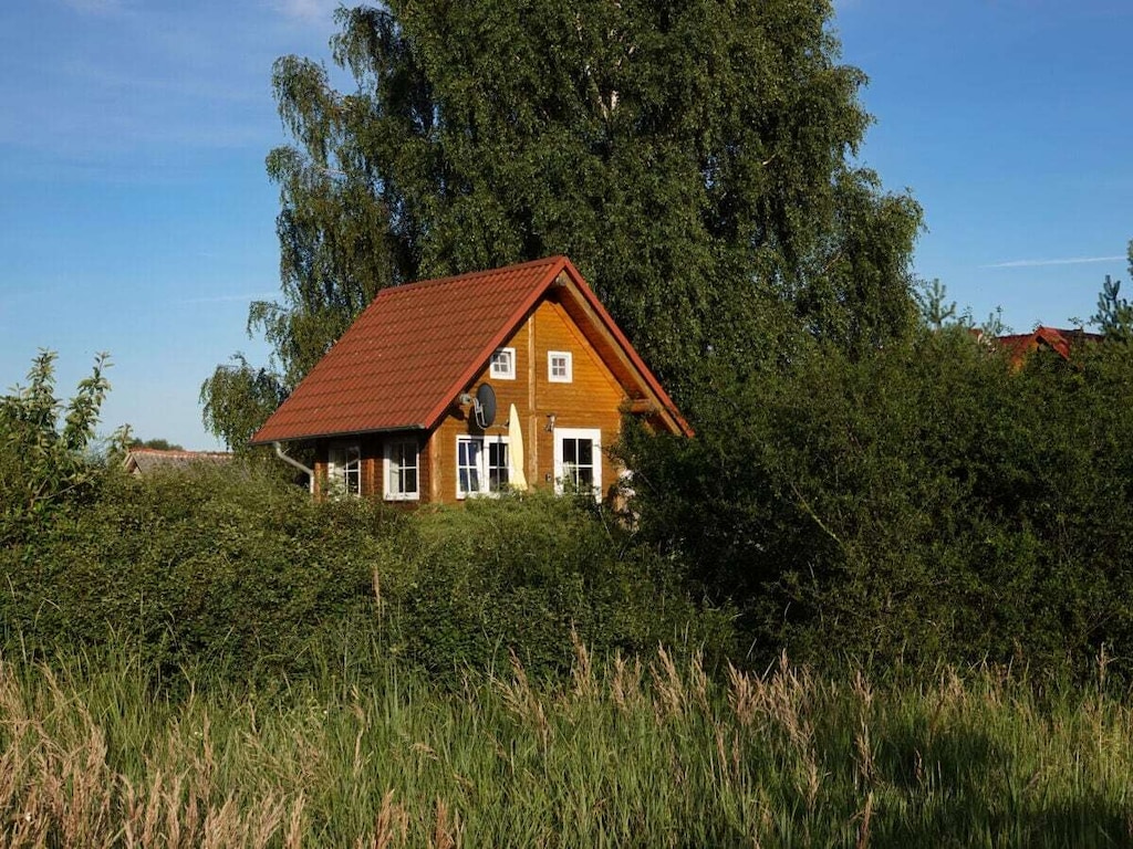 Ferienhaus in Altwarp mit Schwimmbecken