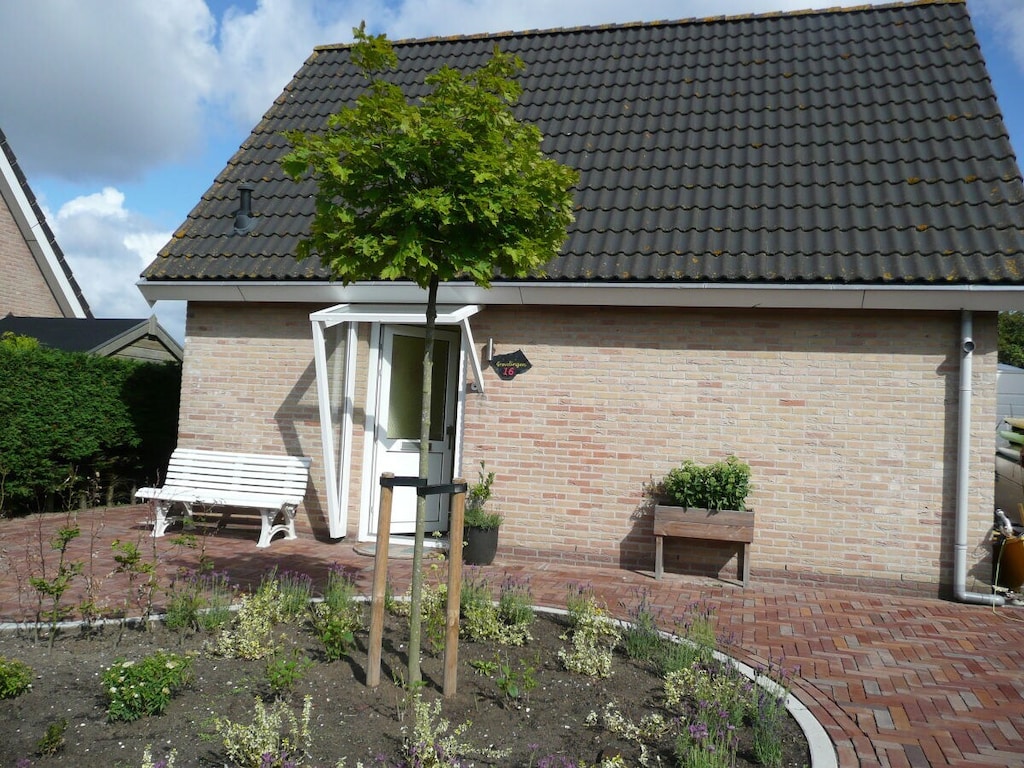 Ferienhaus in Ouddorp mit Schwimmbecken