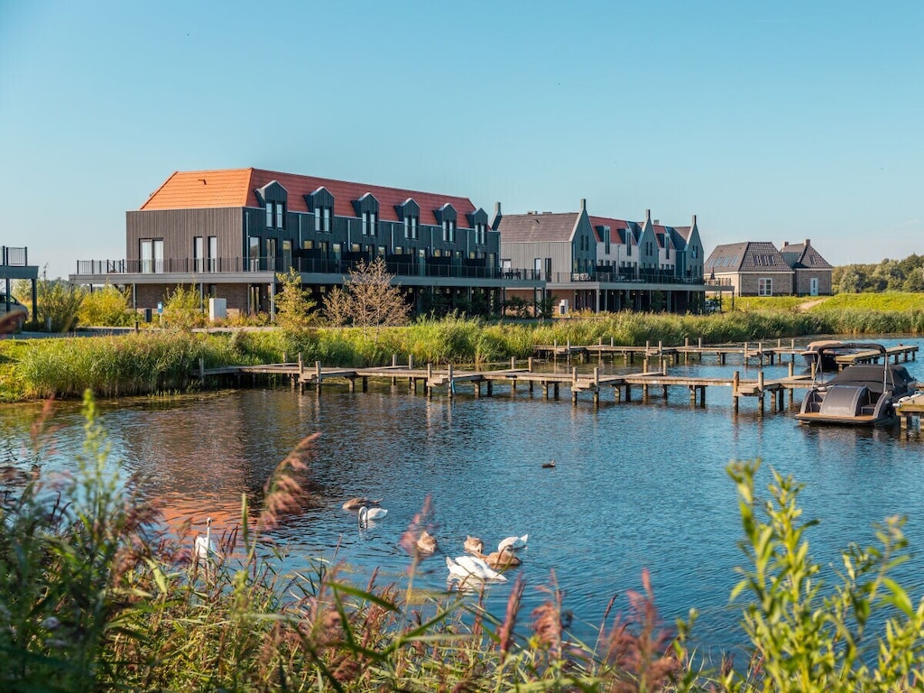 Luxuriöses Apartment in Kampen für bis zu 10 Personen, mit 5 Schlafzimmern, Wasserblick und Terrasse.