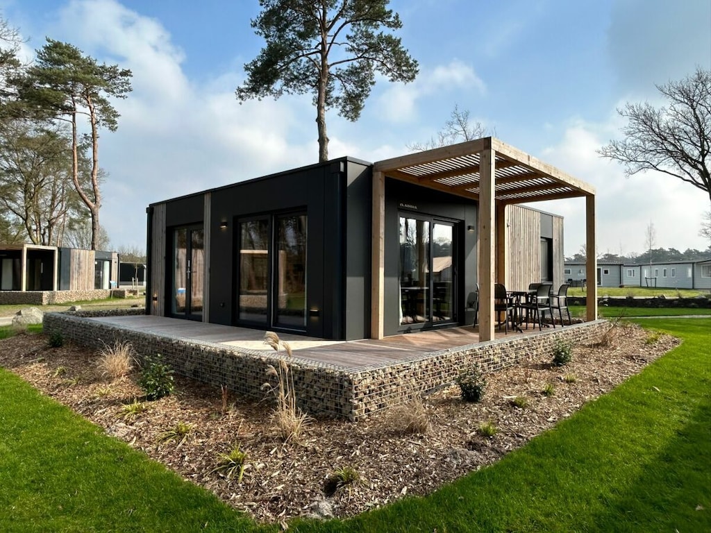 Vakantiehuis in Mol met terras en wifi.