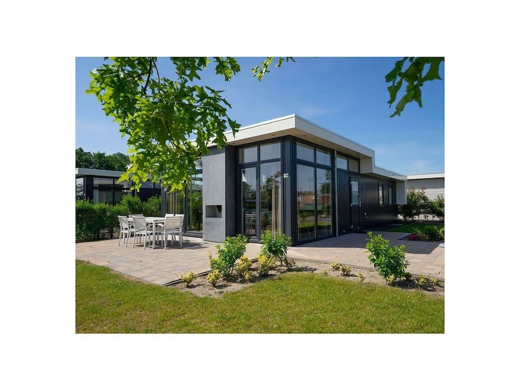 Ferienhaus in Nunspeet mit Terrasse