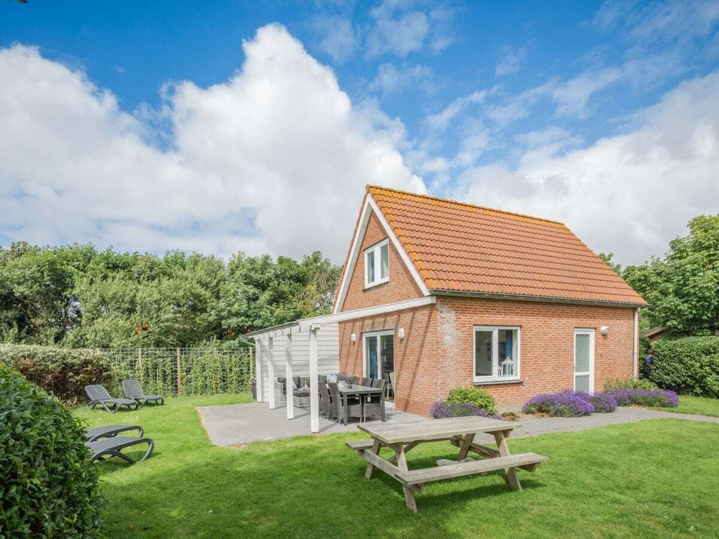 Ferienhaus in Domburg mit Schwimmbecken