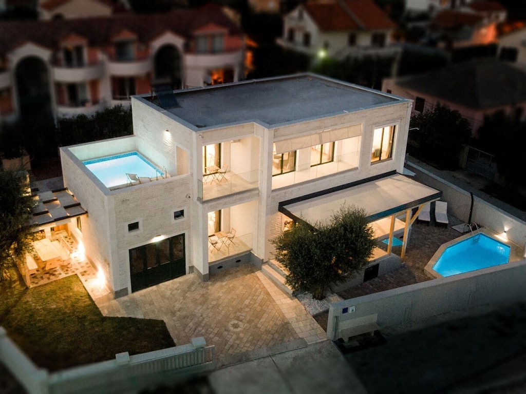 Villa in Privlaka met zwembad