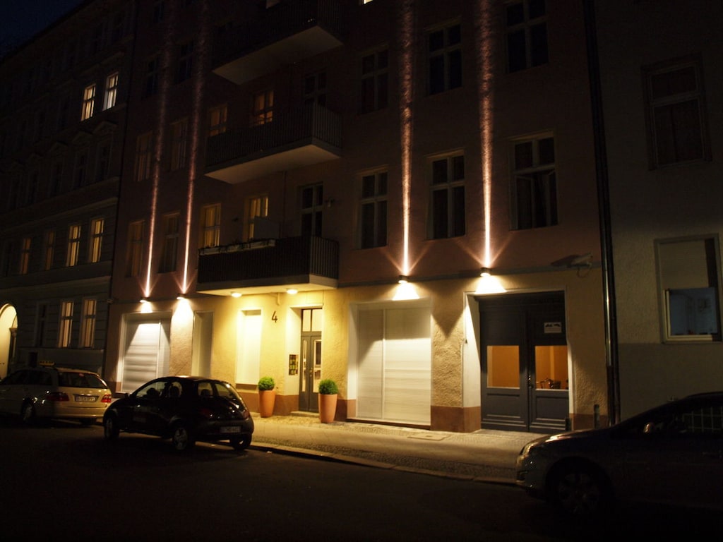 Studio 2 HV Zentel