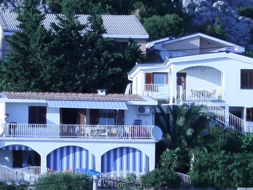 Vakantieappartement in Karlobag met barbecue