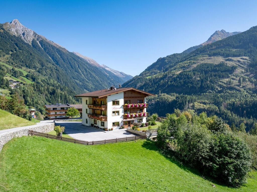 Alpenrose im Ferienhof Hubertus