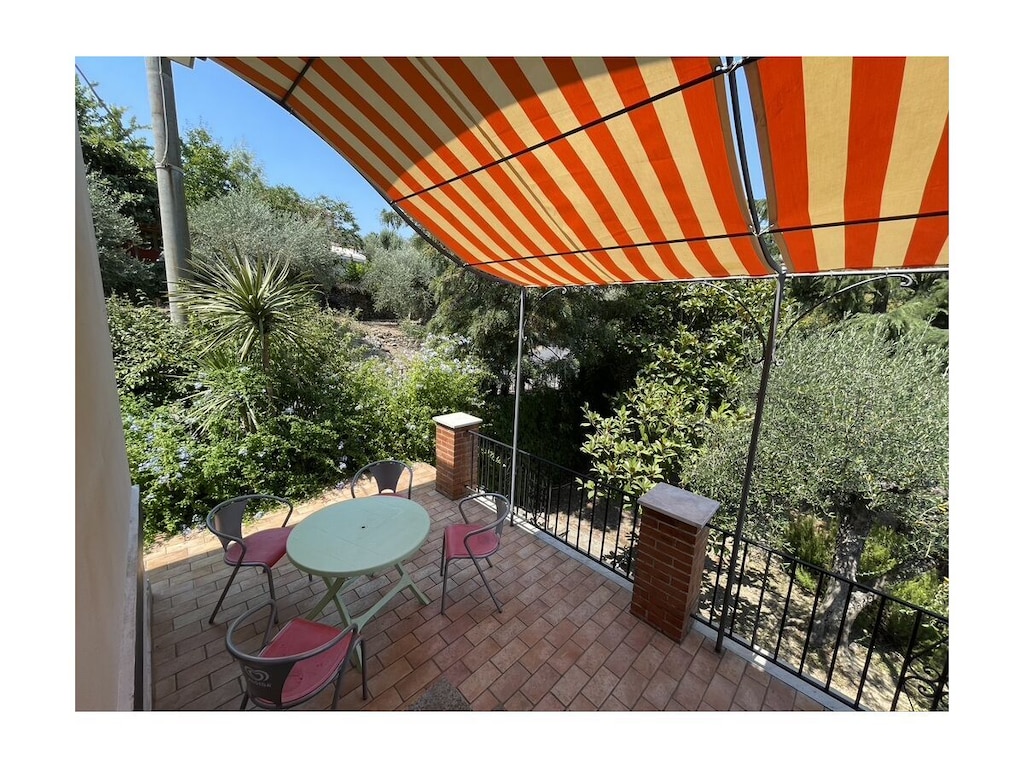 Casa Magnolia-Sopra