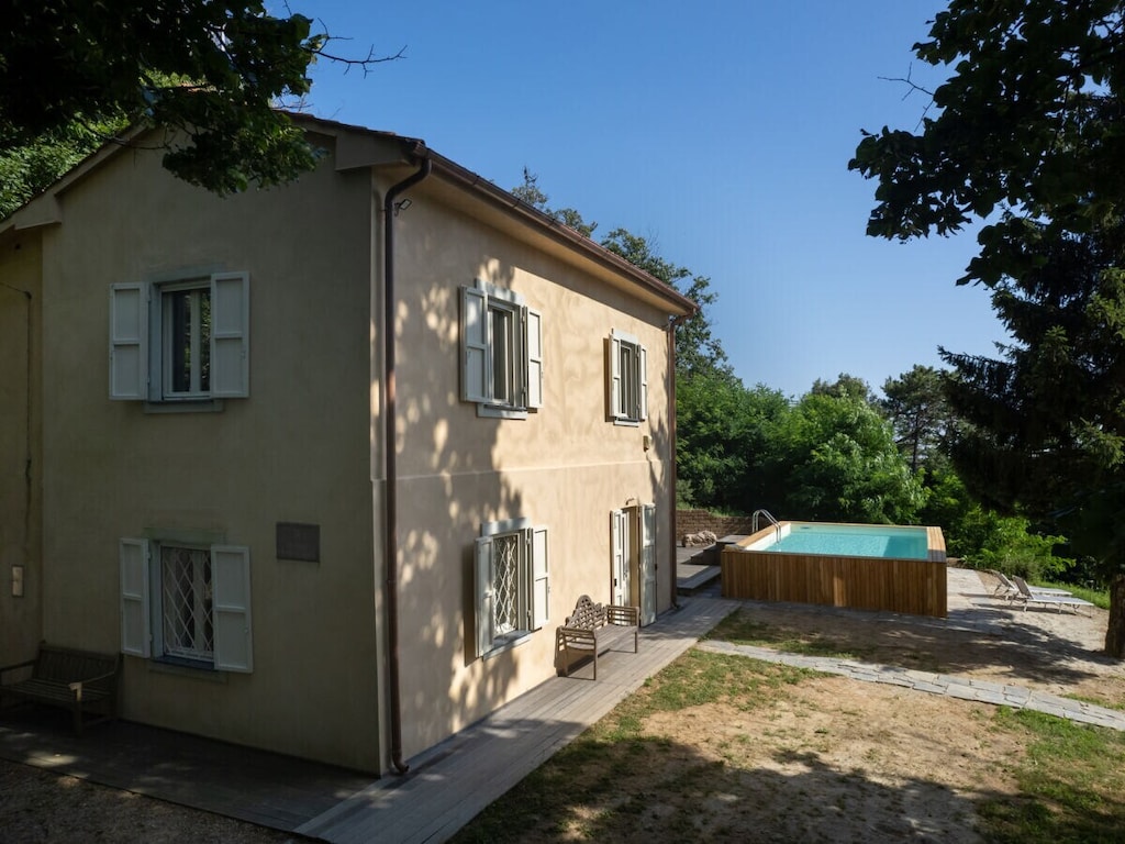 Vakantiehuis in Calci met zwembad