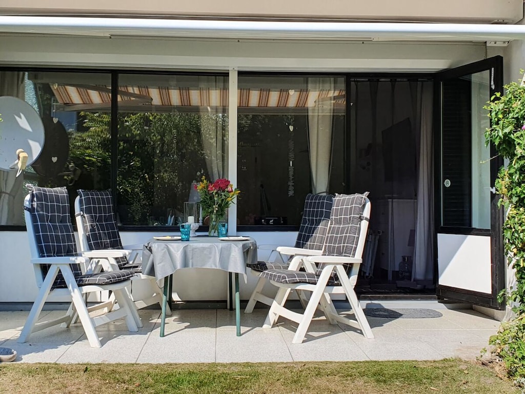 Vakantieappartement in Busum met zwembad