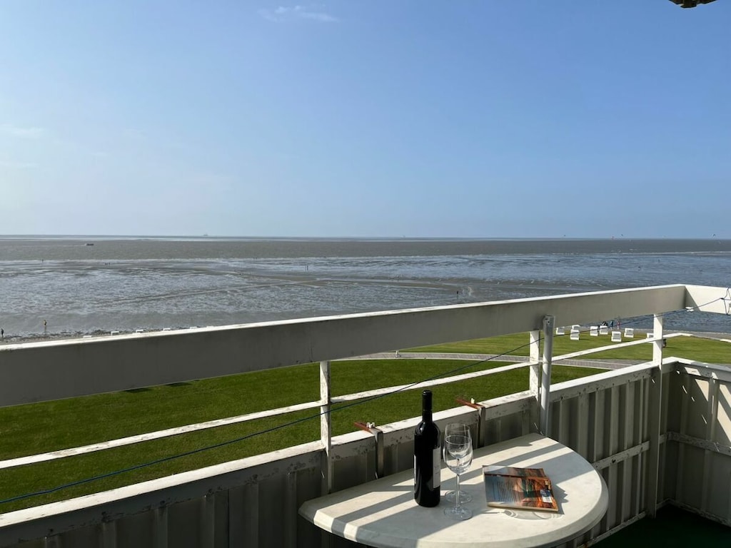 Vakantieappartement in Busum met zwembad