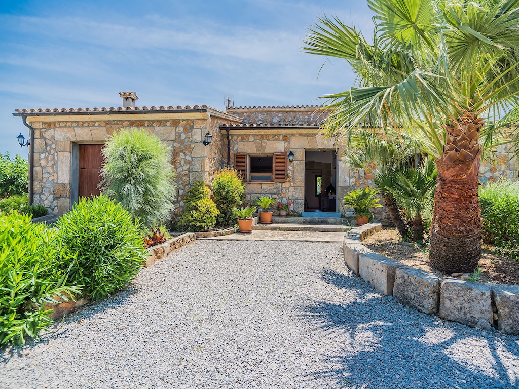 Landhuis in een Mallorcaans landhuis met zwembad